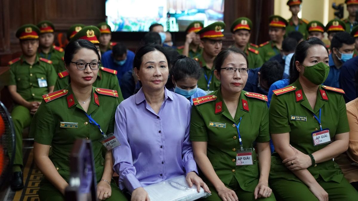 Prokuratura žádá za největší finanční podvod ve Vietnamu trest smrti